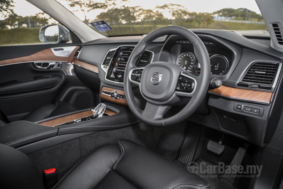Volvo XC90 Mk2 Facelift (2019) Interior