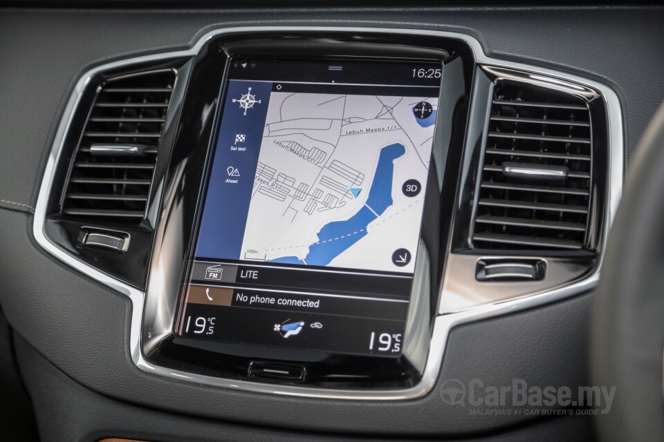 Volvo XC90 Mk2 Facelift (2019) Interior