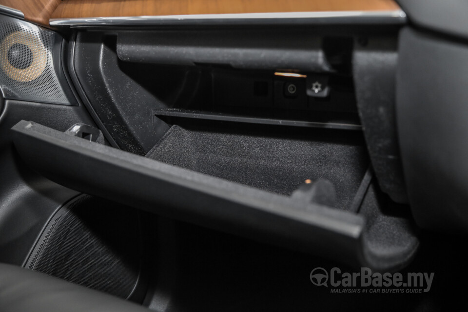 Volvo XC90 Mk2 Facelift (2019) Interior