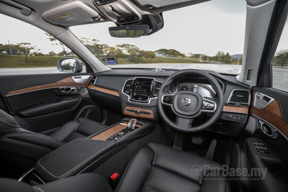 Volvo XC90 Mk2 Facelift (2019) Interior