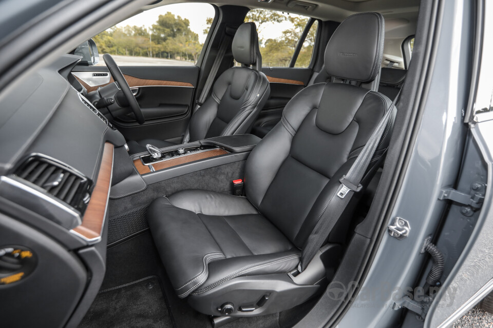 Volvo XC90 Mk2 Facelift (2019) Interior