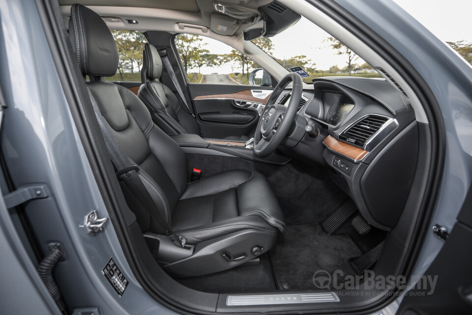 Volvo XC90 Mk2 Facelift (2019) Interior