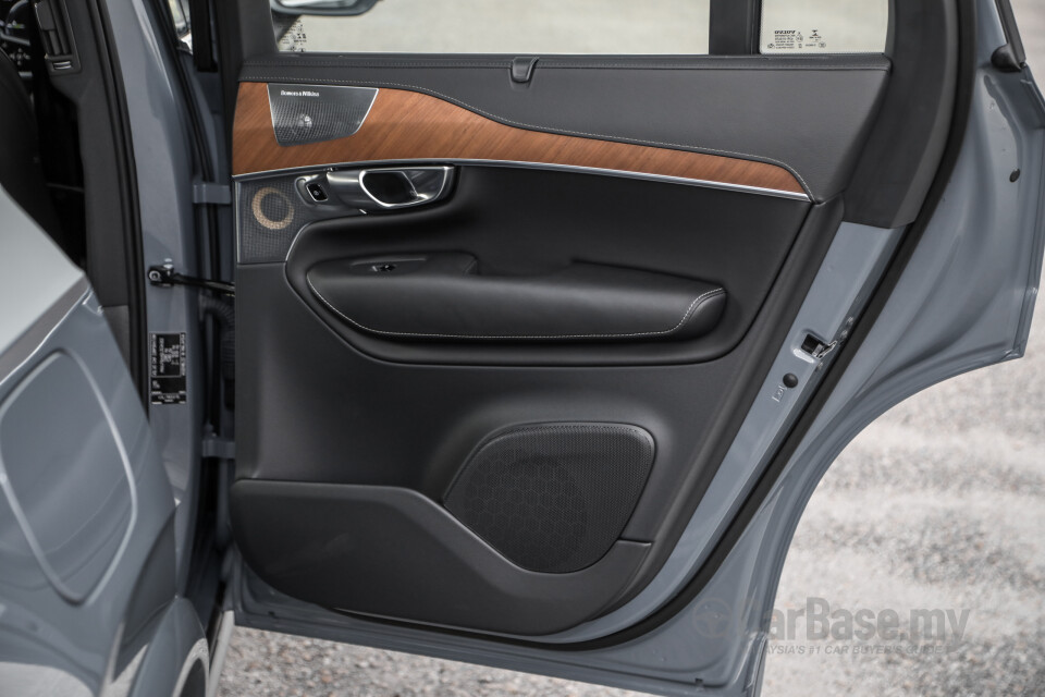 Volvo XC90 Mk2 Facelift (2019) Interior
