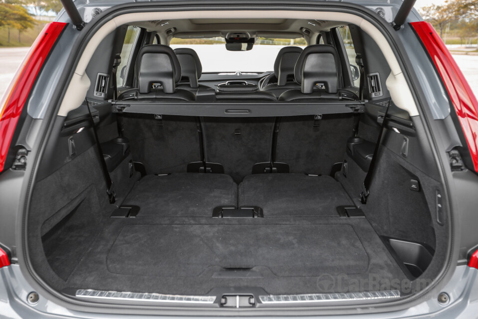 Volvo XC90 Mk2 Facelift (2019) Interior