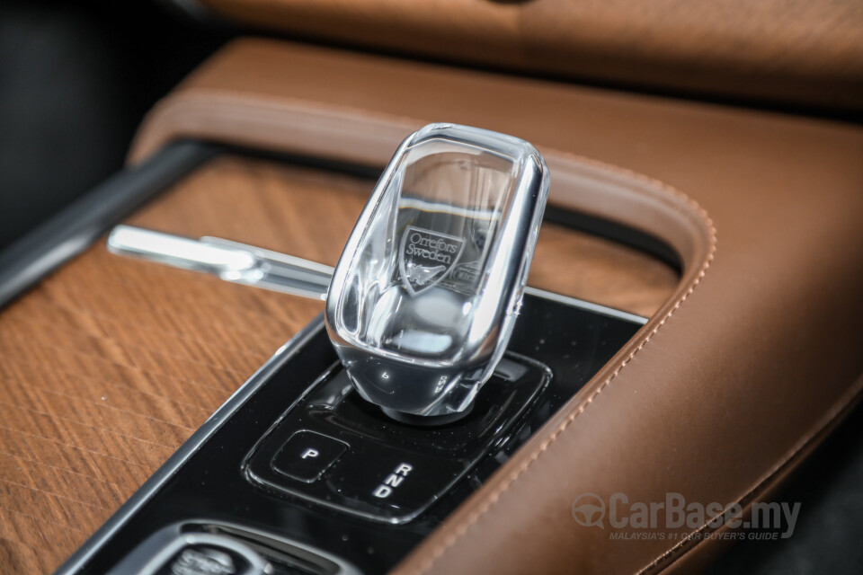 Volvo XC90 Mk2 Facelift (2019) Interior