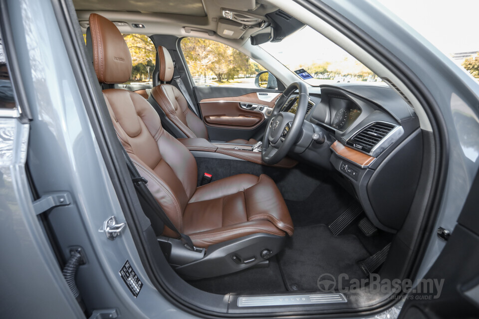 Volvo XC90 Mk2 Facelift (2019) Interior