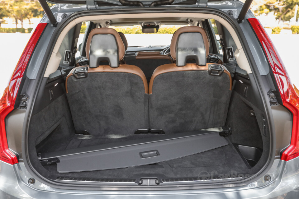 Volvo XC90 Mk2 Facelift (2019) Interior