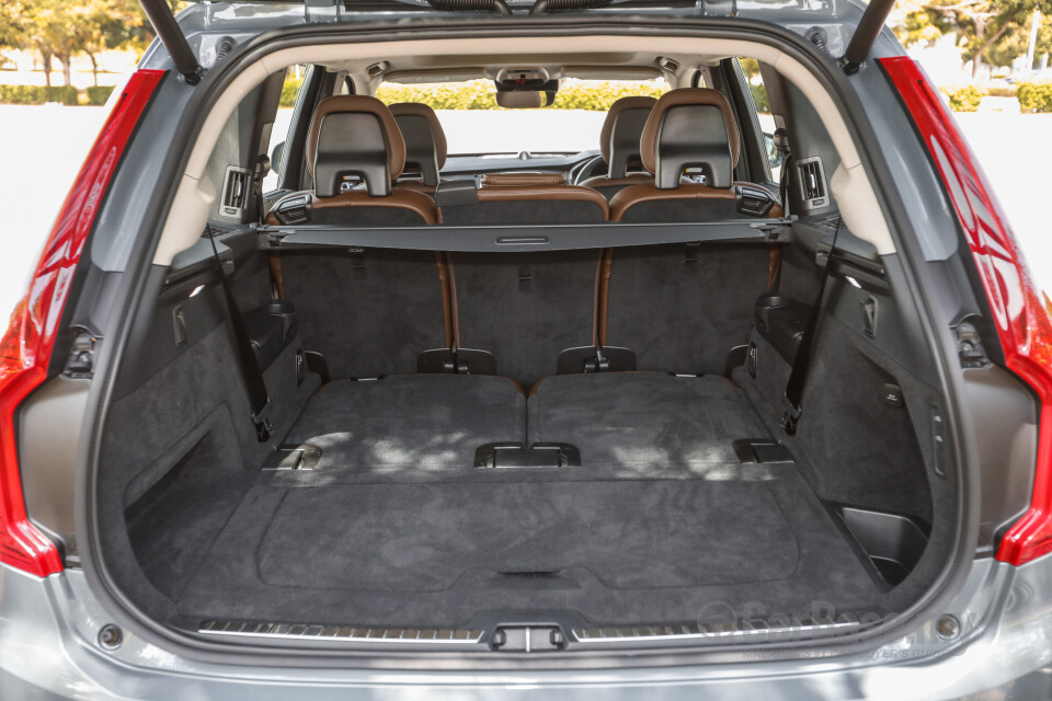 Volvo XC90 Mk2 Facelift (2019) Interior