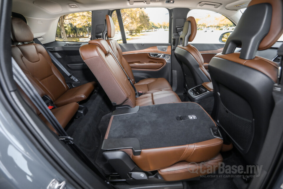 Volvo XC90 Mk2 Facelift (2019) Interior