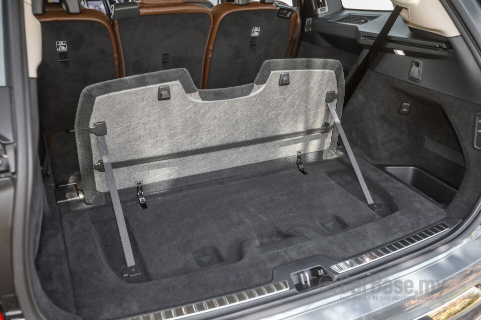 Volvo XC90 Mk2 Facelift (2019) Interior