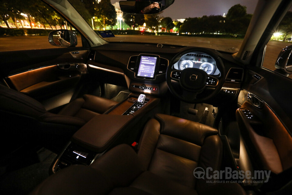 Volvo XC90 Mk2 Facelift (2019) Interior