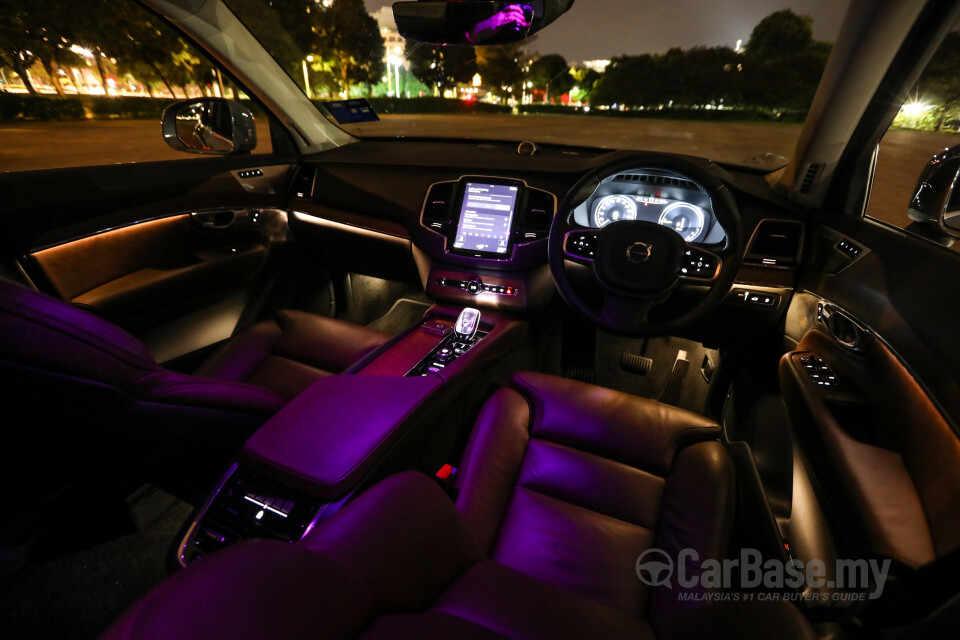 Volvo XC90 Mk2 Facelift (2019) Interior