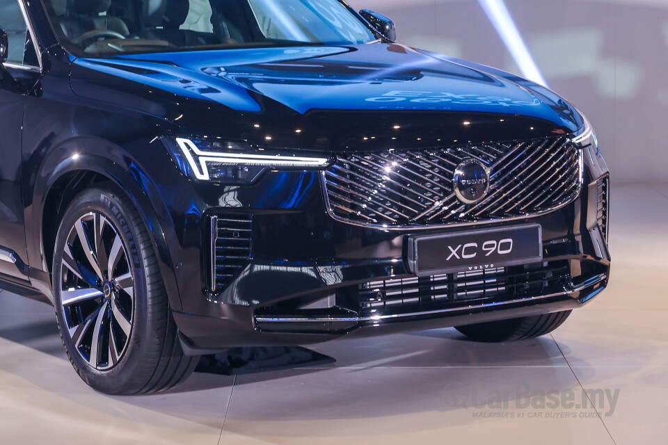 Volvo XC90 Mk2 Facelift 2 (2025) Exterior