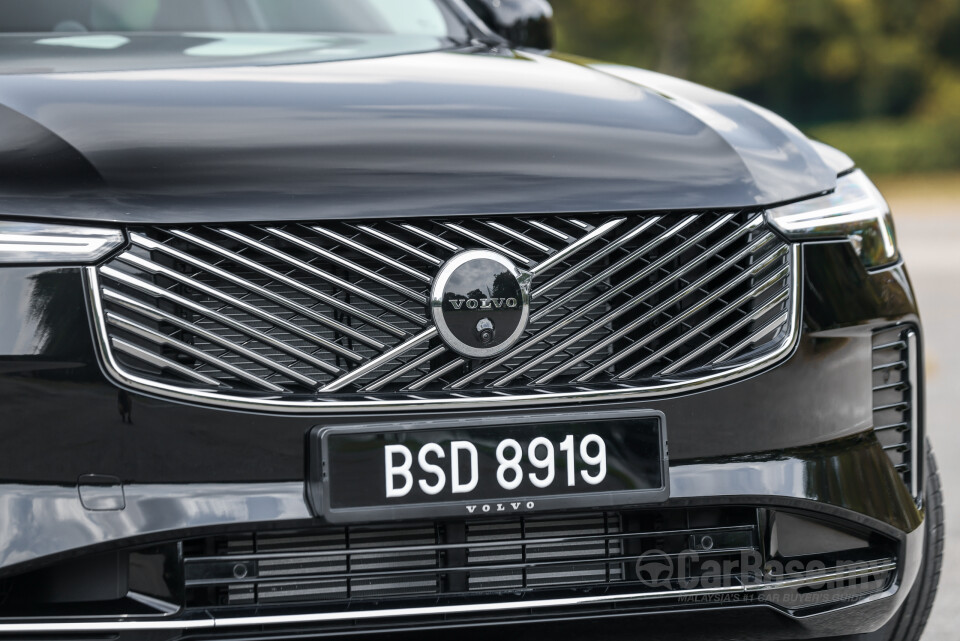 Volvo XC90 Mk2 Facelift 2 (2025) Exterior