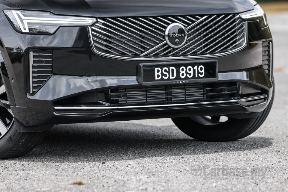 Volvo XC90 Mk2 Facelift 2 (2025) Exterior