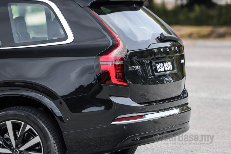 Volvo XC90 Mk2 Facelift 2 (2025) Exterior