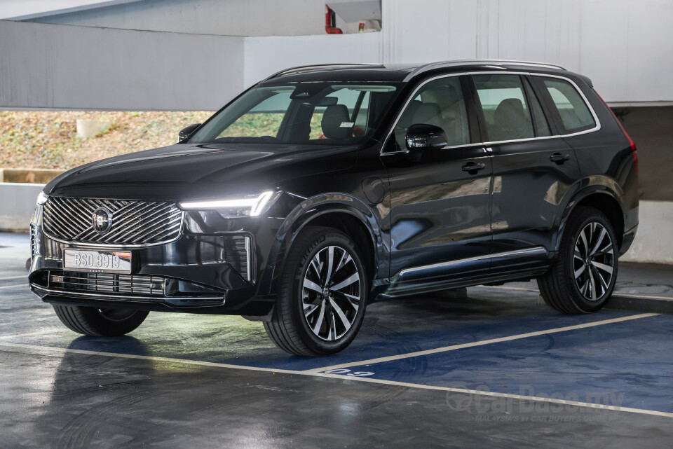 Volvo XC90 Mk2 Facelift 2 (2025) Exterior