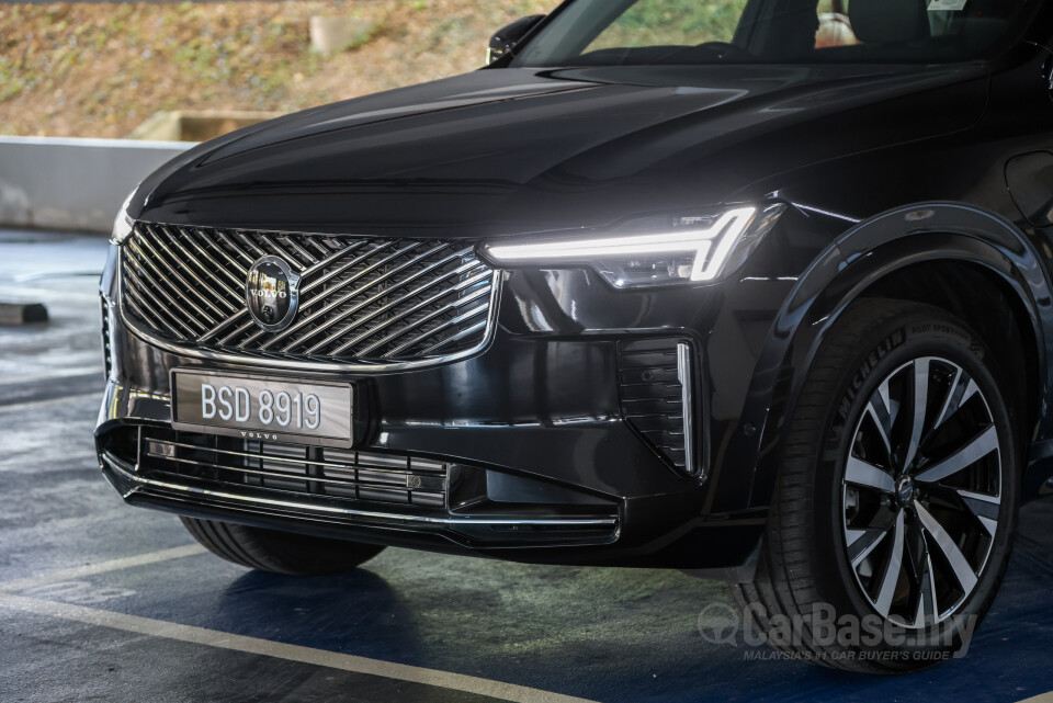 Volvo XC90 Mk2 Facelift 2 (2025) Exterior