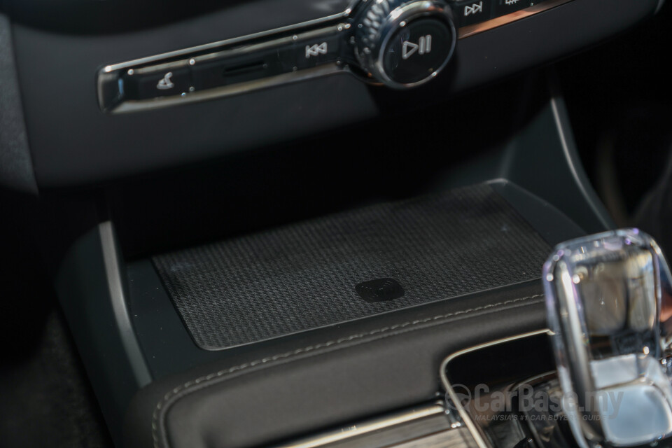 Volvo XC90 Mk2 Facelift 2 (2025) Interior