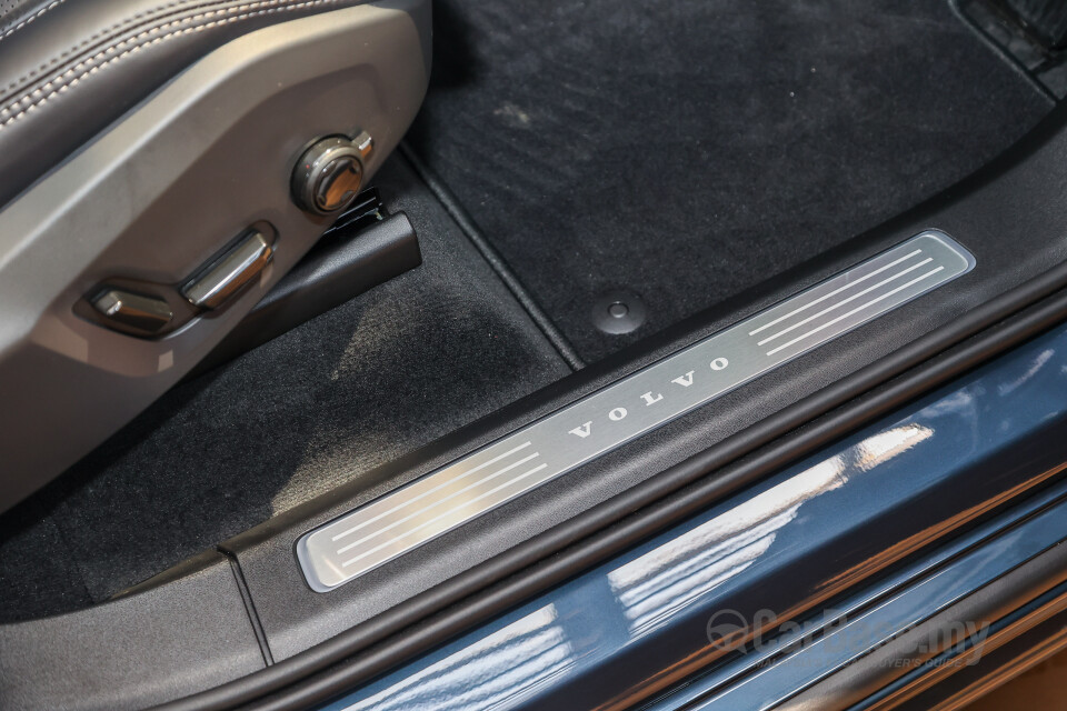 Volvo XC90 Mk2 Facelift 2 (2025) Interior