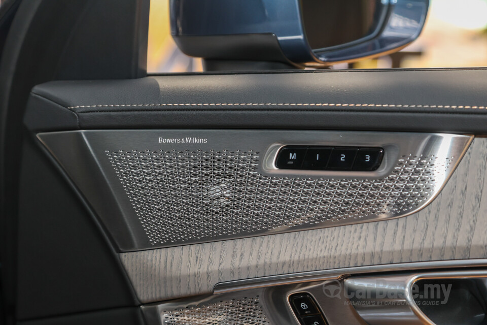 Volvo XC90 Mk2 Facelift 2 (2025) Interior
