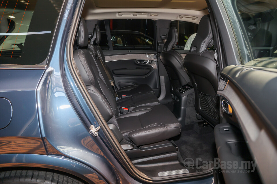 Volvo XC90 Mk2 Facelift 2 (2025) Interior