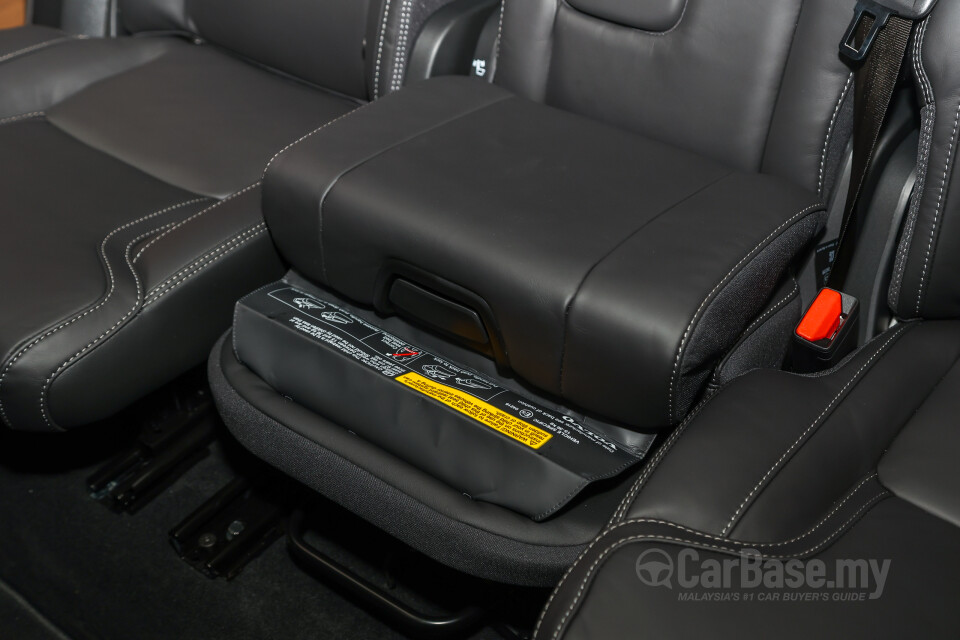 Volvo XC90 Mk2 Facelift 2 (2025) Interior