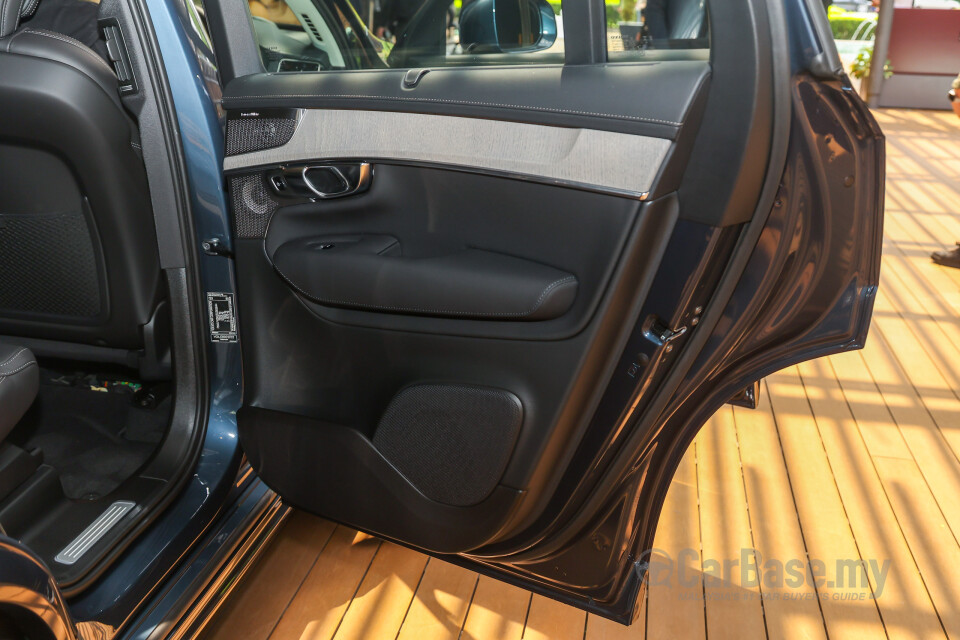 Volvo XC90 Mk2 Facelift 2 (2025) Interior