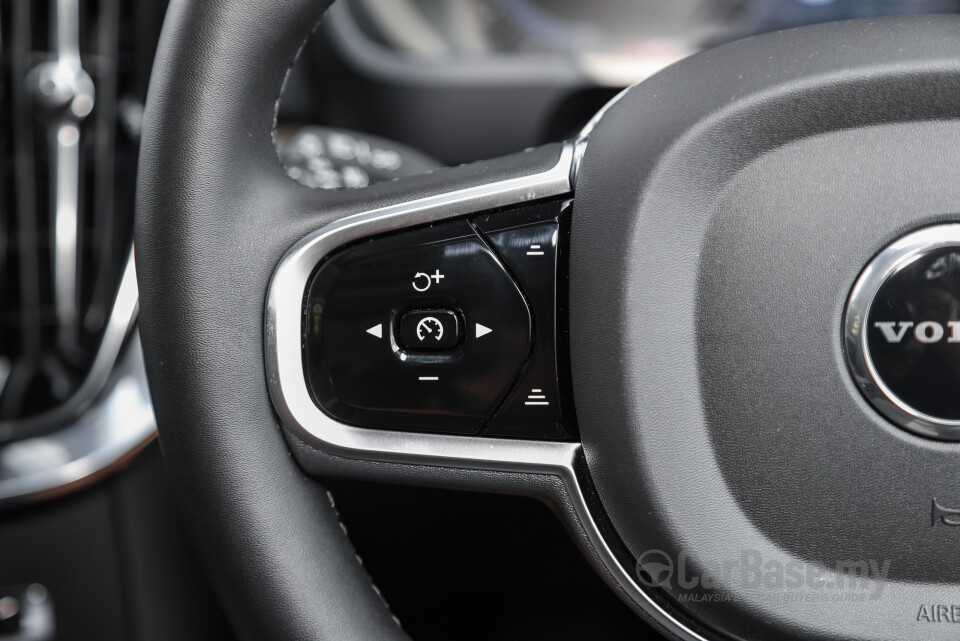 Volvo XC90 Mk2 Facelift 2 (2025) Interior