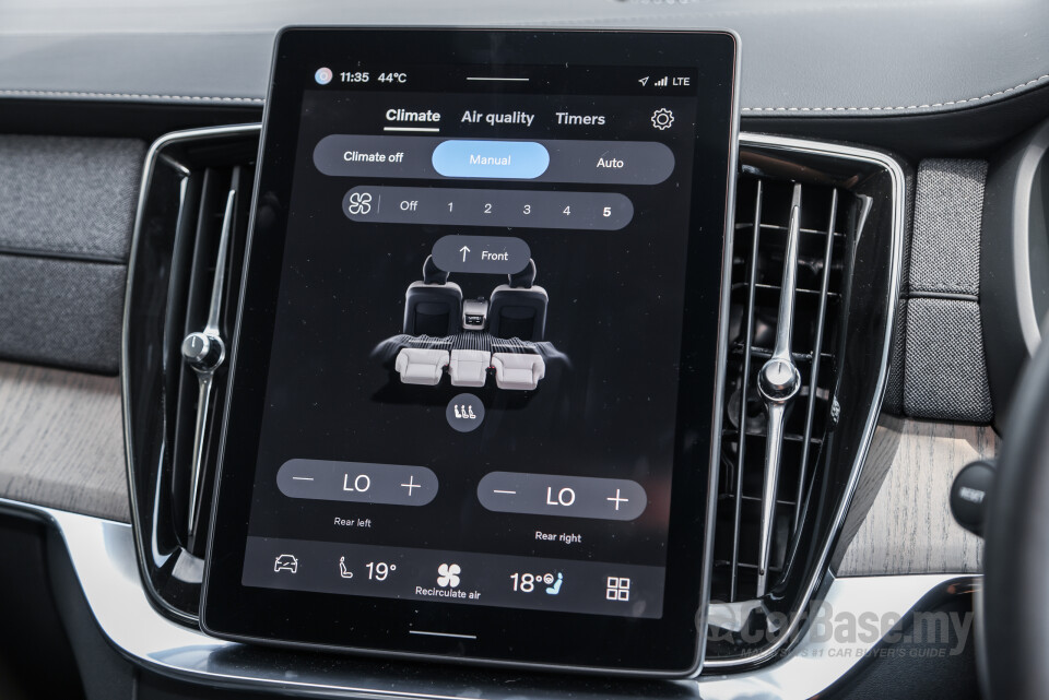 Volvo XC90 Mk2 Facelift 2 (2025) Interior