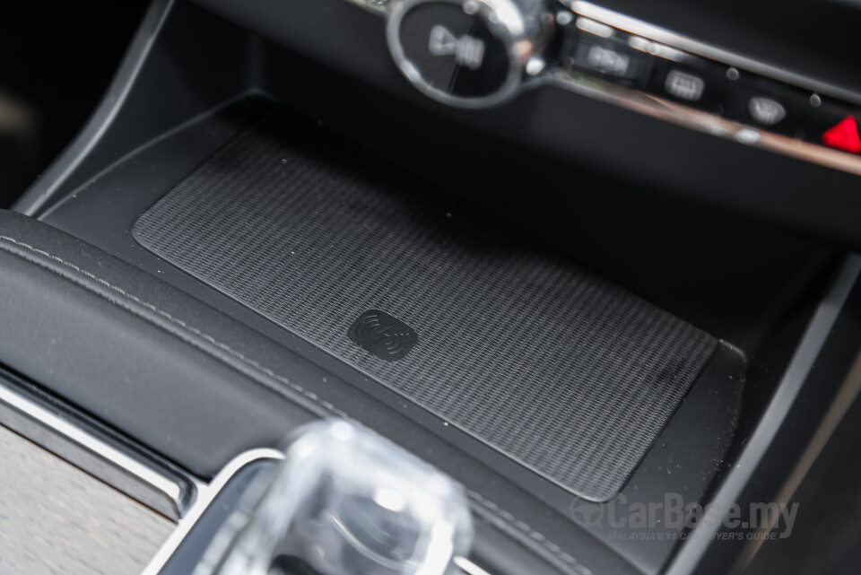 Volvo XC90 Mk2 Facelift 2 (2025) Interior