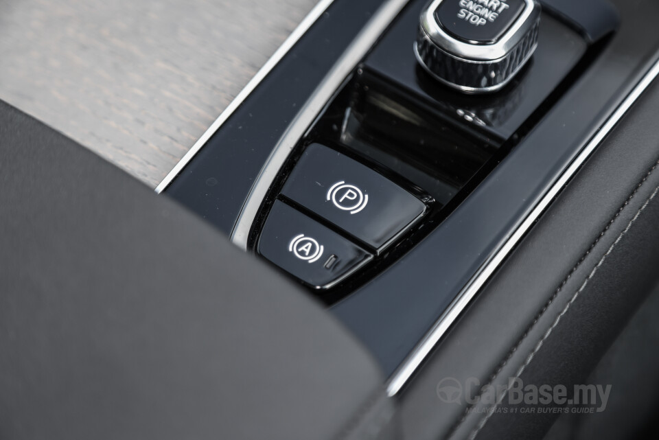 Volvo XC90 Mk2 Facelift 2 (2025) Interior