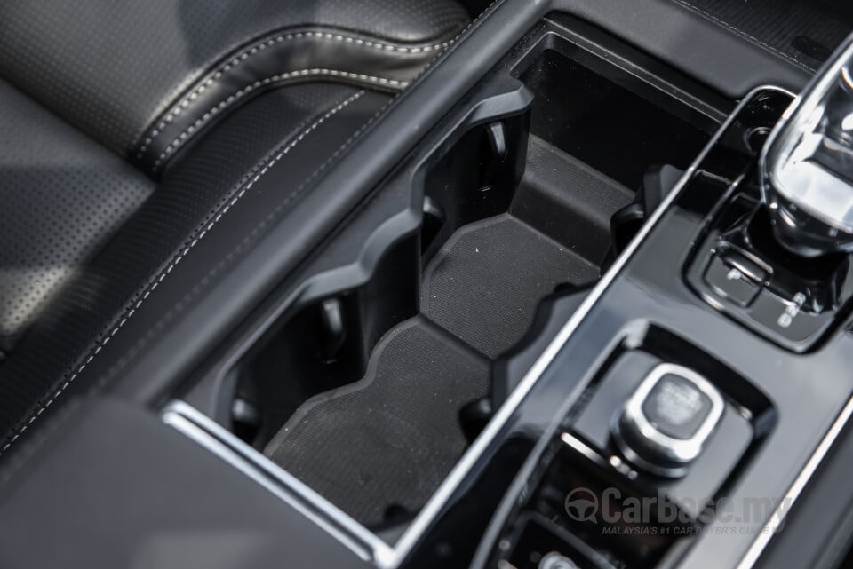 Volvo XC90 Mk2 Facelift 2 (2025) Interior
