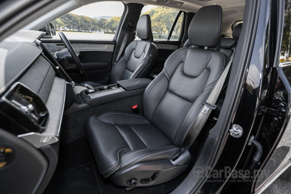 Volvo XC90 Mk2 Facelift 2 (2025) Interior