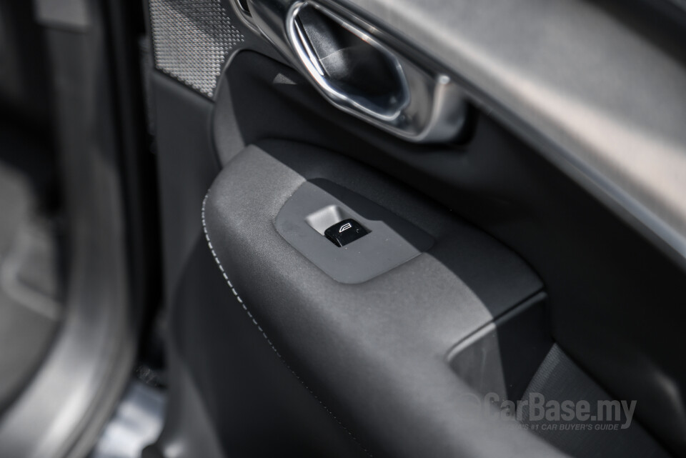Volvo XC90 Mk2 Facelift 2 (2025) Interior