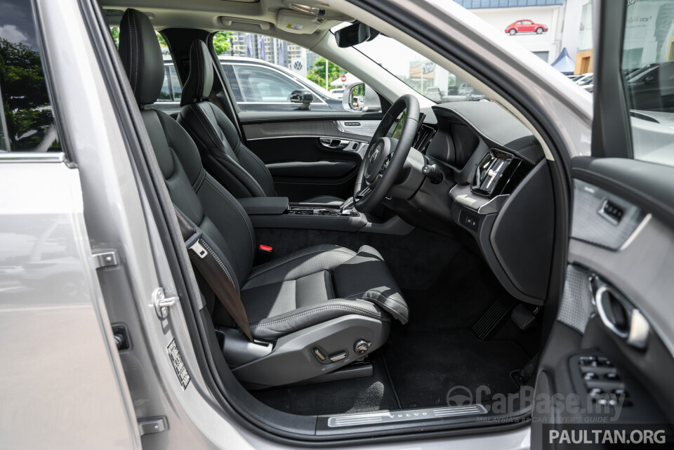 Volvo XC90 Mk2 Facelift 2 (2025) Interior
