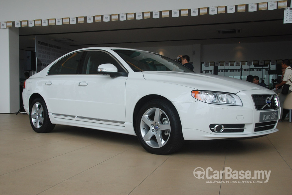 Volvo S80 Mk2 Facelift (2010) Exterior
