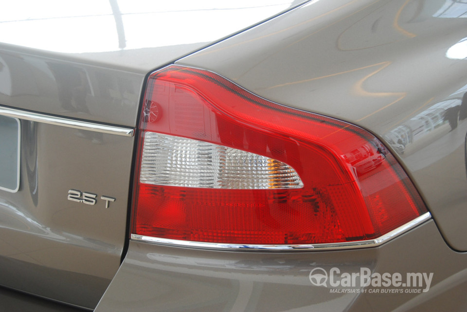 Volvo S80 Mk2 Facelift (2010) Exterior