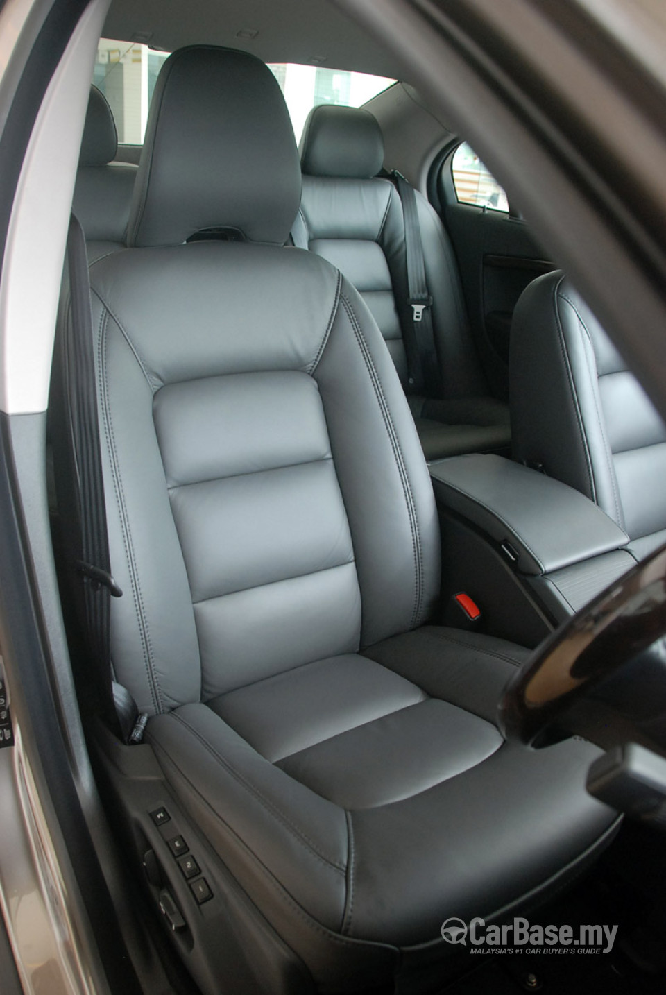 Volvo S80 Mk2 Facelift (2010) Interior
