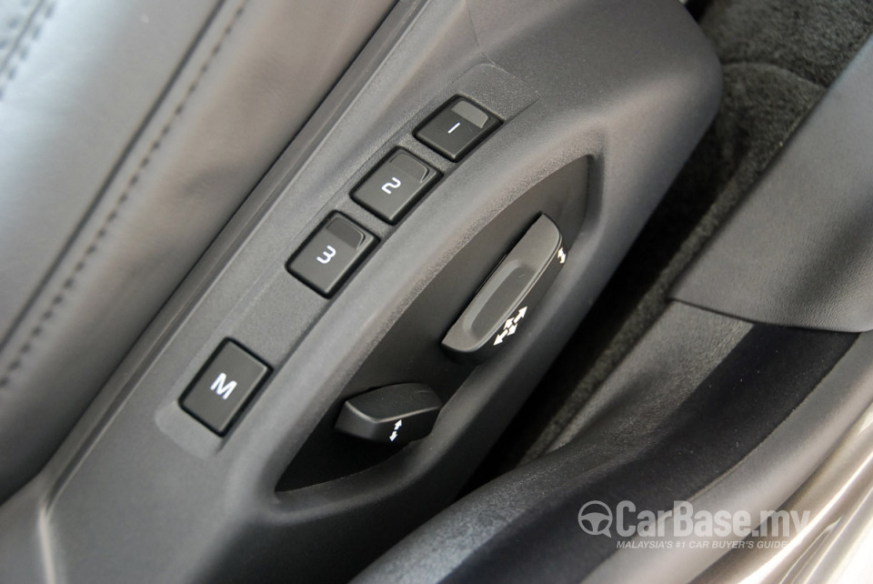 Volvo S80 Mk2 Facelift (2010) Interior