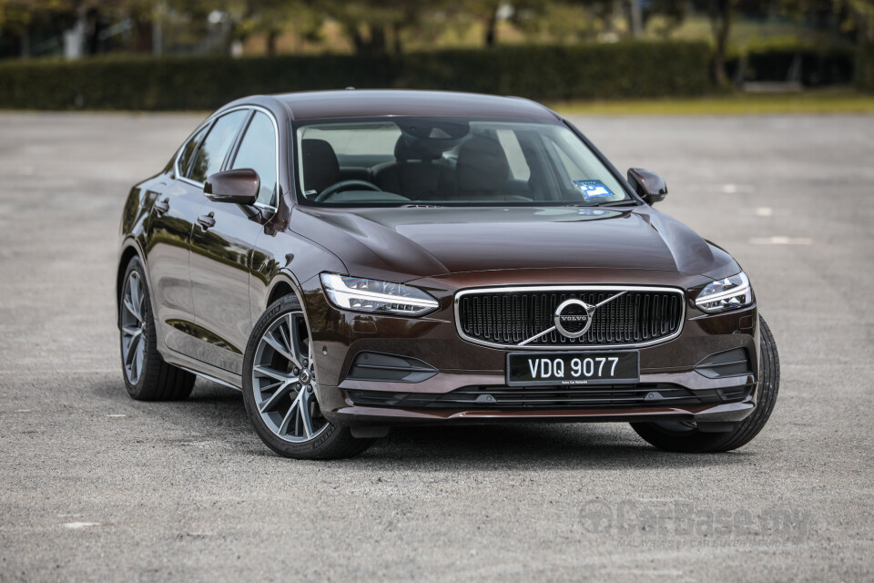 Mercedes-Benz A-Class W177 (2018) Exterior