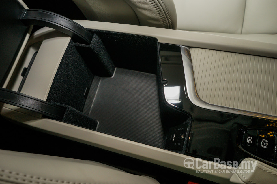 Volvo S90 Mk2 (2017) Interior