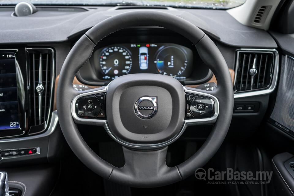 Proton Exora Mk1 RC (2019) Interior