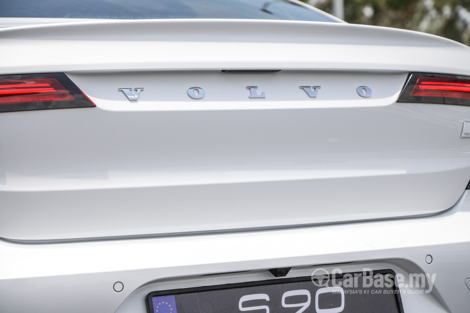 Volvo S90 Mk2 Facelift (2021) Exterior