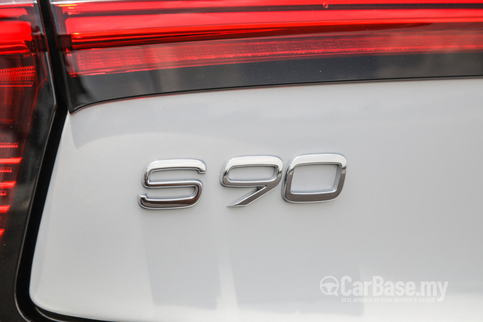 Volvo S90 Mk2 Facelift (2021) Exterior