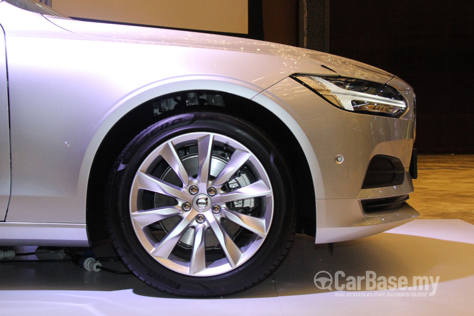 Volvo V90 Mk2 (2017) Exterior