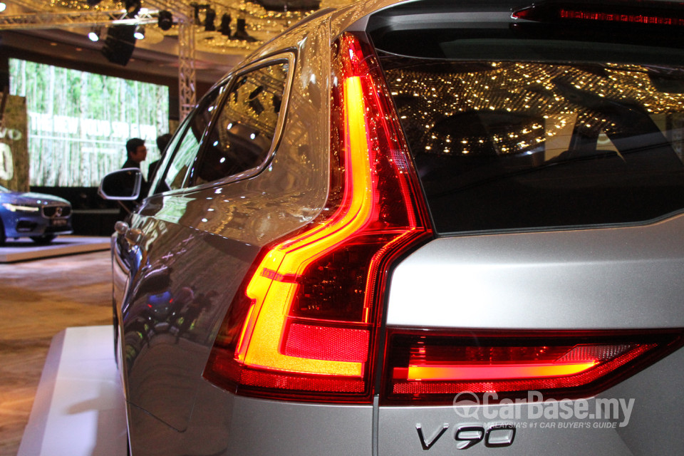 Volvo V90 Mk2 (2017) Exterior