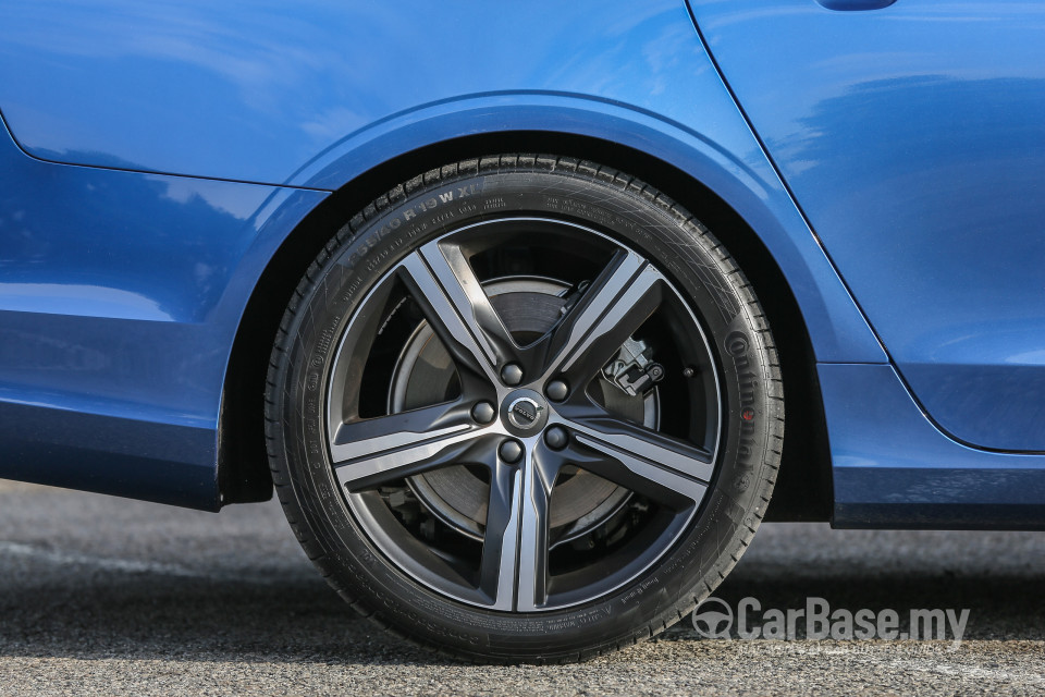 Volvo V90 Mk2 (2017) Exterior