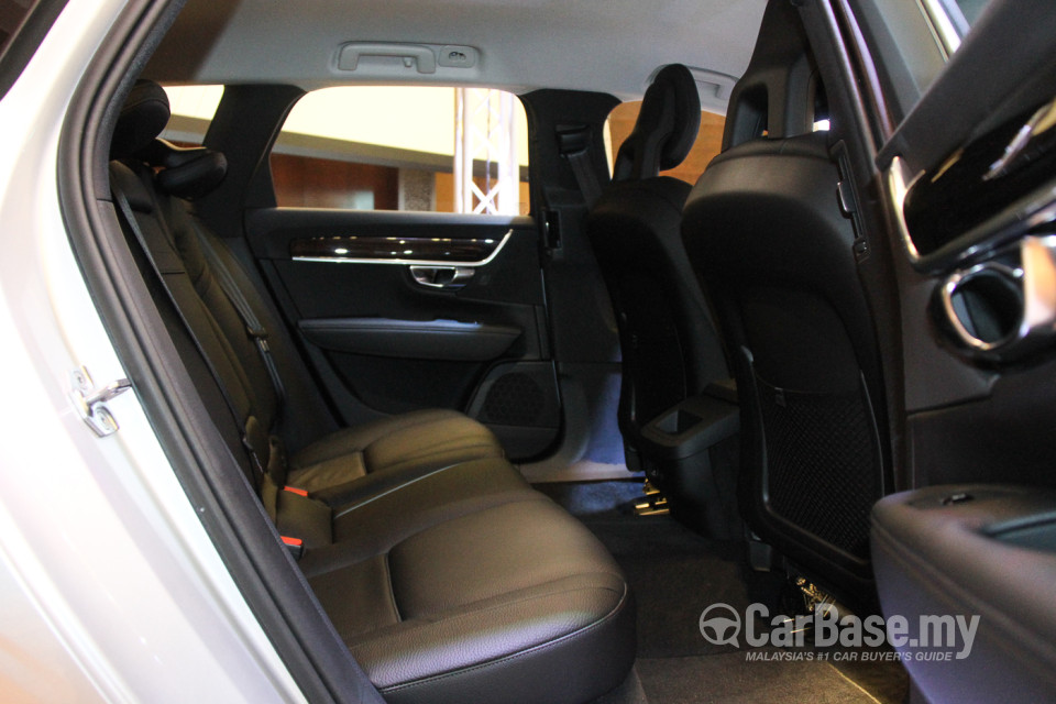 Volvo V90 Mk2 (2017) Interior