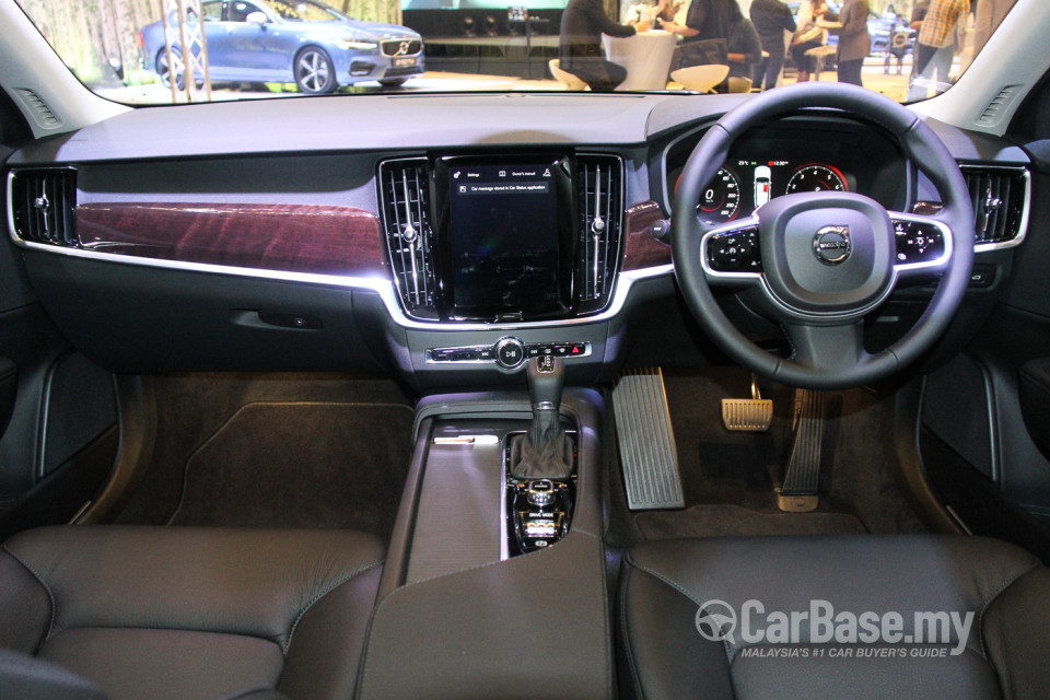 Volvo V90 Mk2 (2017) Interior